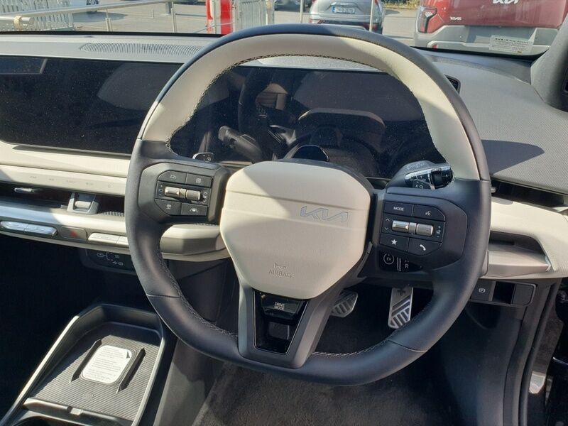 More views of Kia EV4