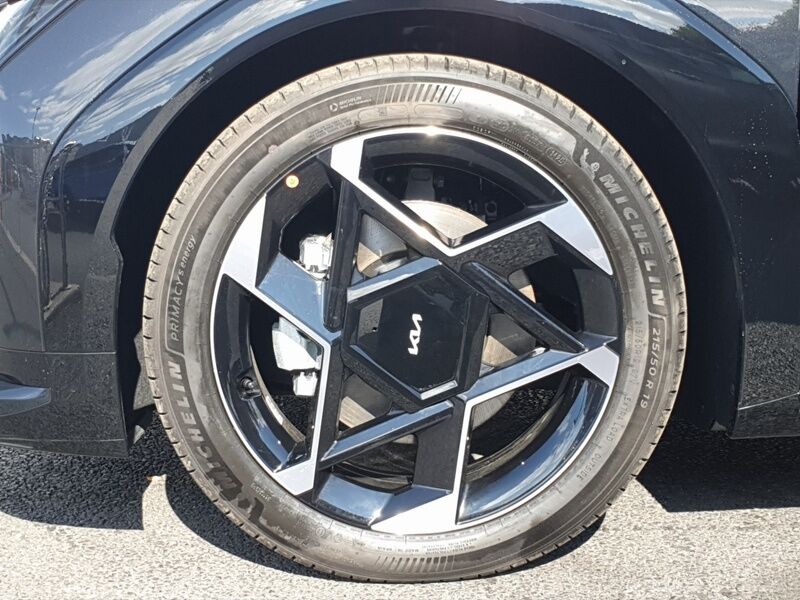 More views of Kia EV4