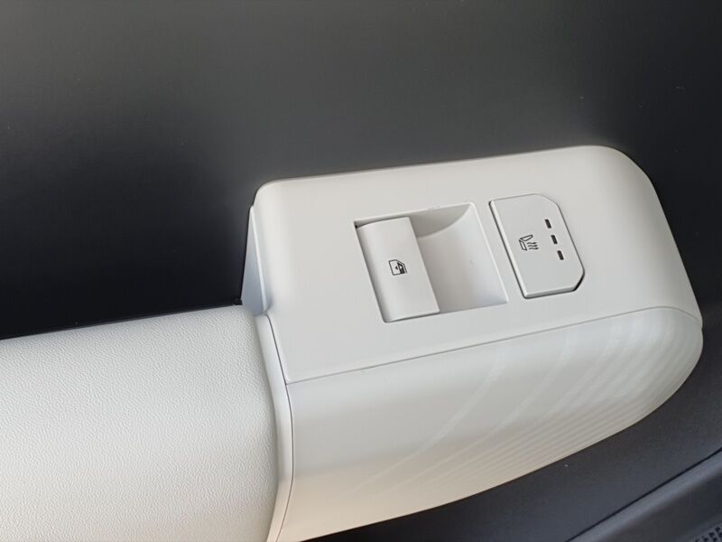 More views of Kia EV4