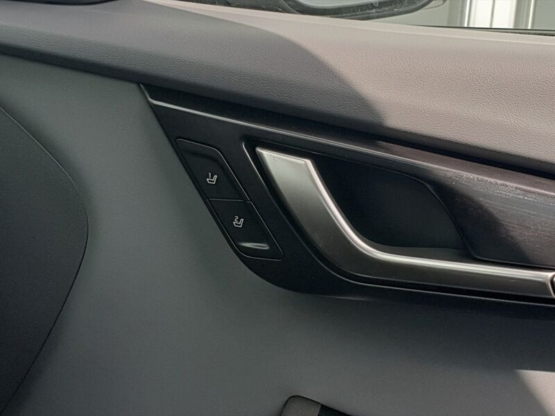 More views of Kia EV6