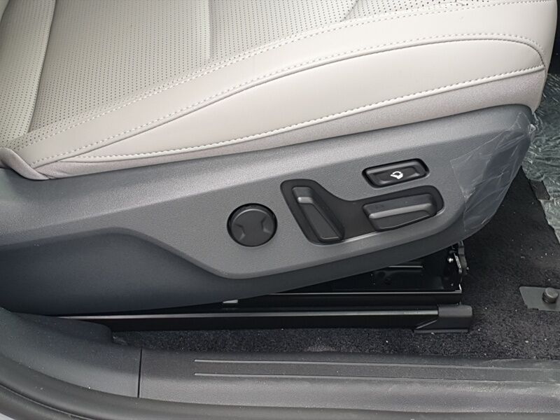 More views of Kia EV6