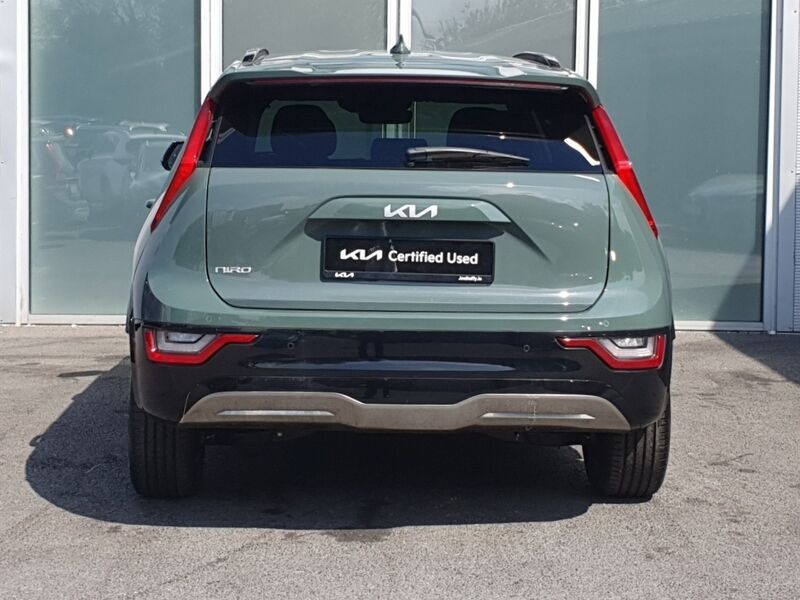 More views of Kia Niro