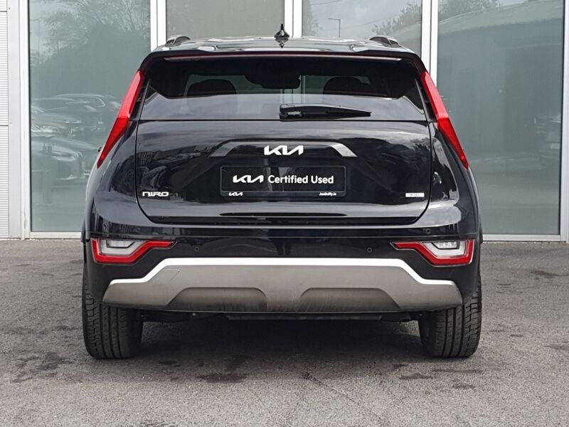 More views of Kia Niro