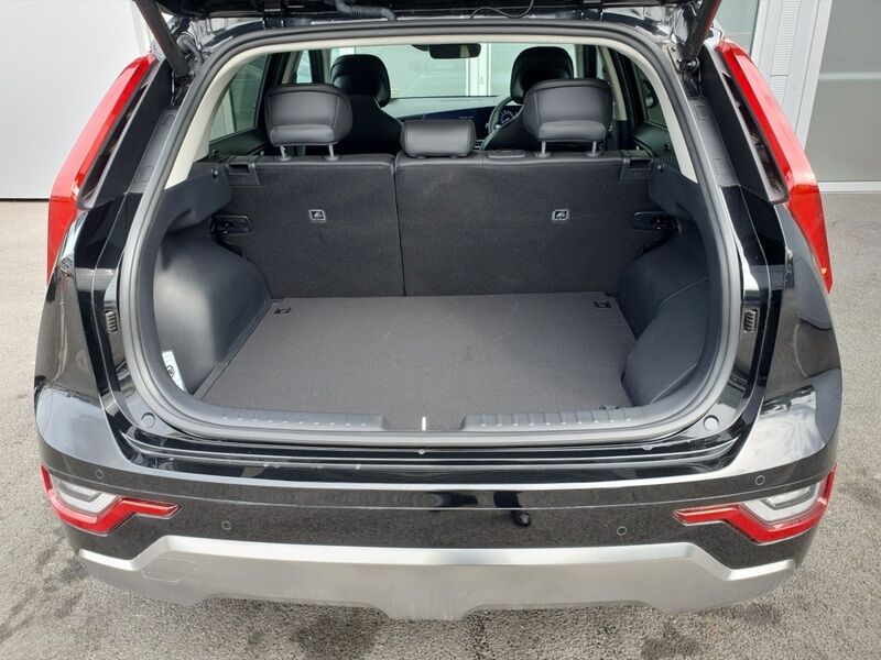 More views of Kia Niro
