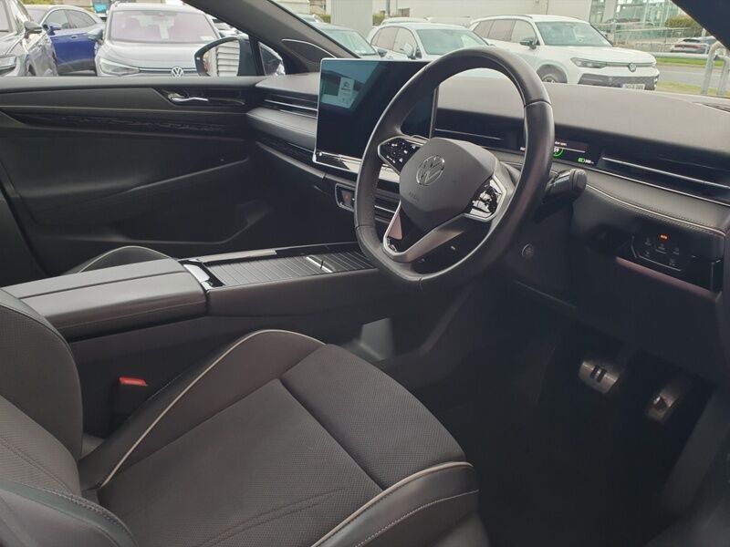More views of Volkswagen ID.7