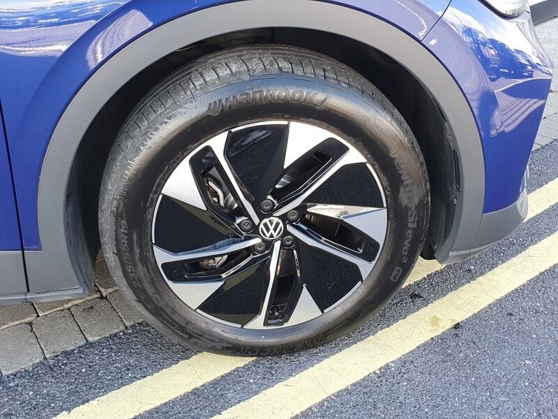 More views of Volkswagen ID.4