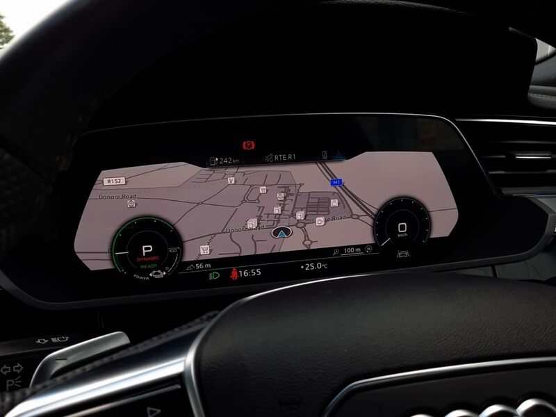 More views of Audi e-tron