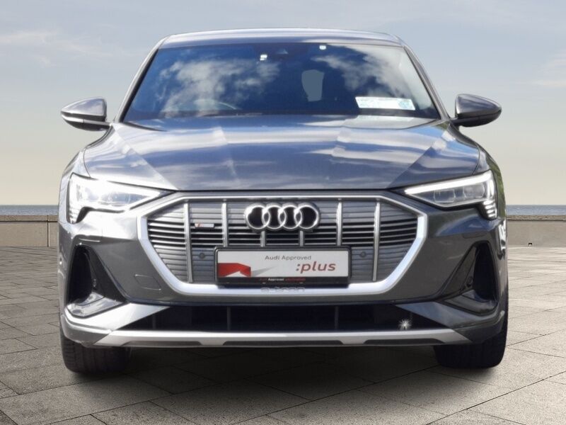 More views of Audi e-tron