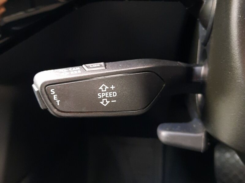 More views of Audi e-tron