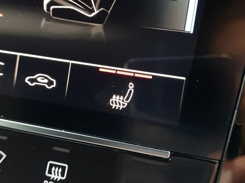 More views of Audi e-tron