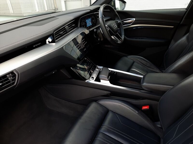 More views of Audi e-tron