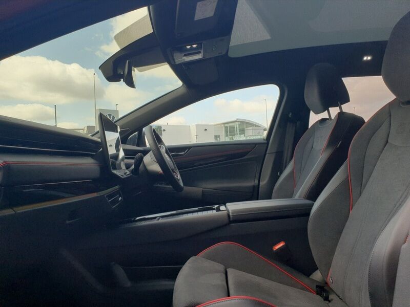 More views of Volkswagen ID.7