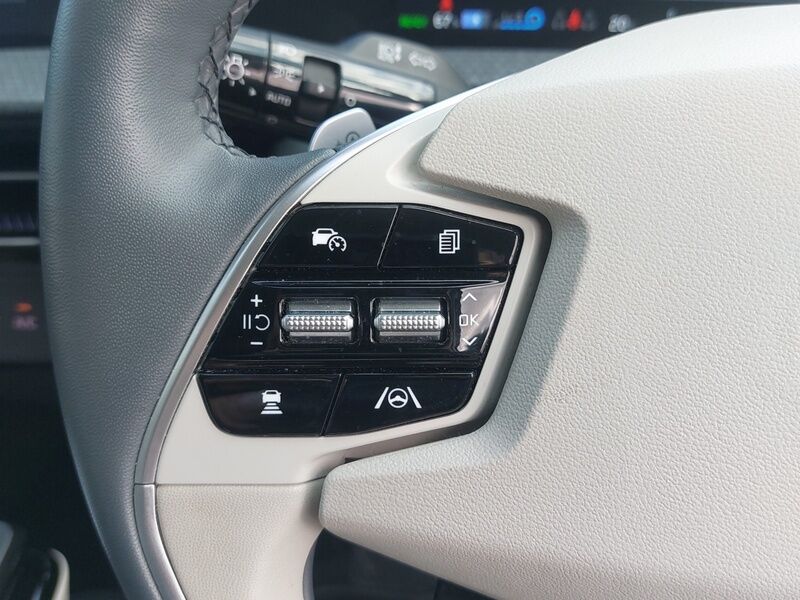 More views of Kia EV6