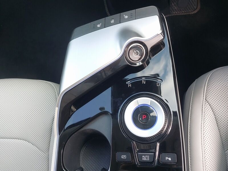 More views of Kia EV6