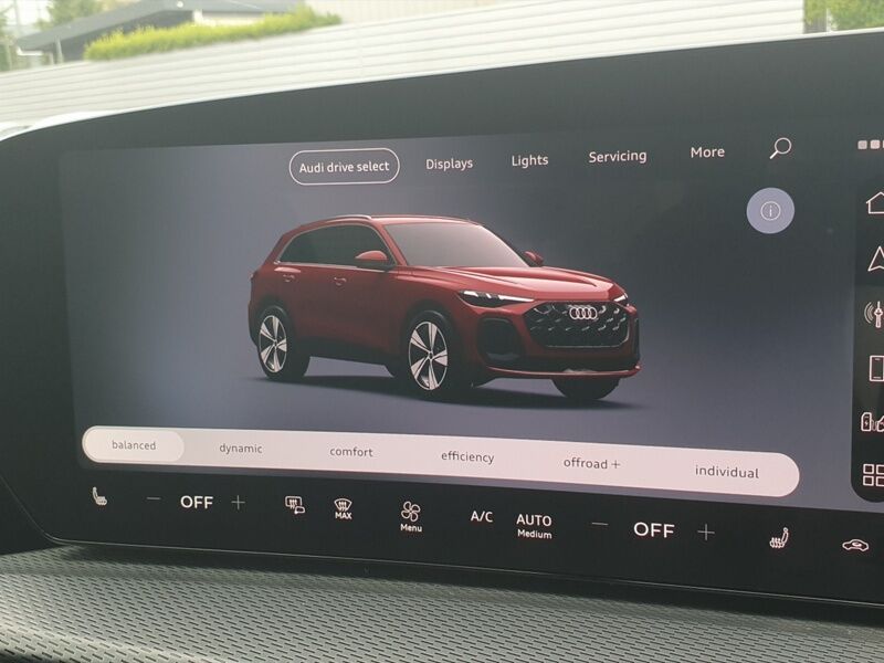 More views of Audi Q5