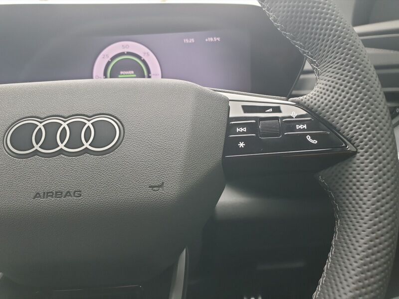 More views of Audi Q5