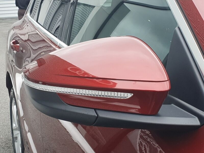More views of Audi Q5
