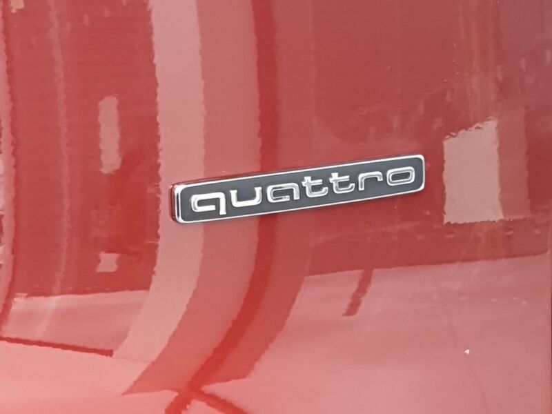 More views of Audi Q5