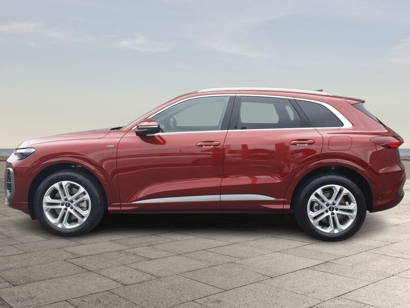More views of Audi Q5