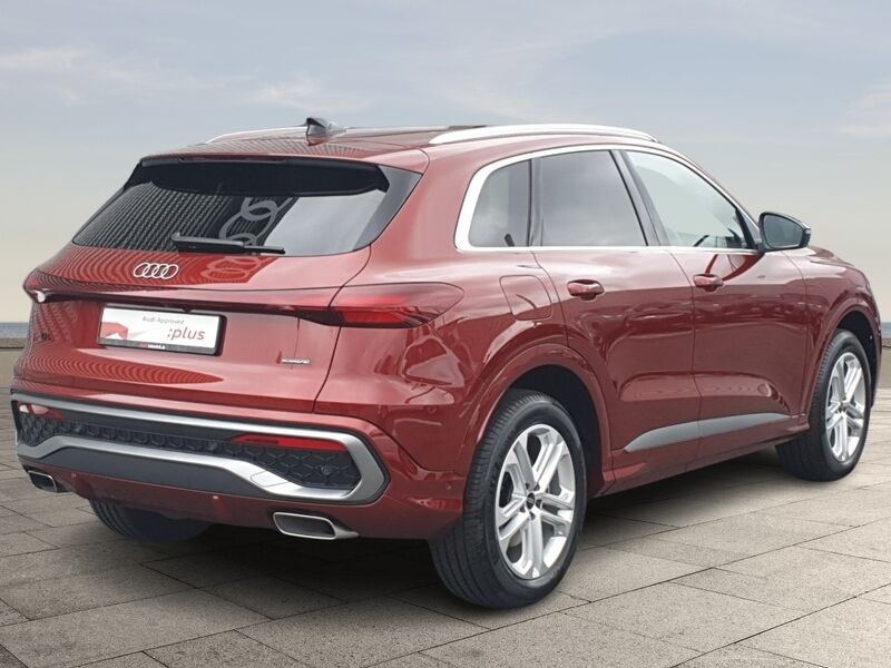 More views of Audi Q5