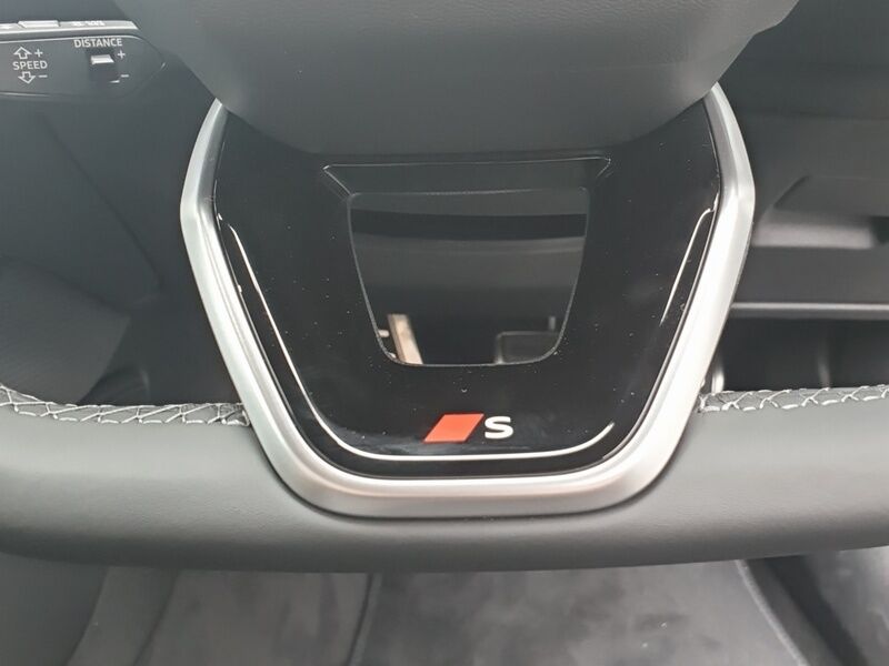 More views of Audi A6