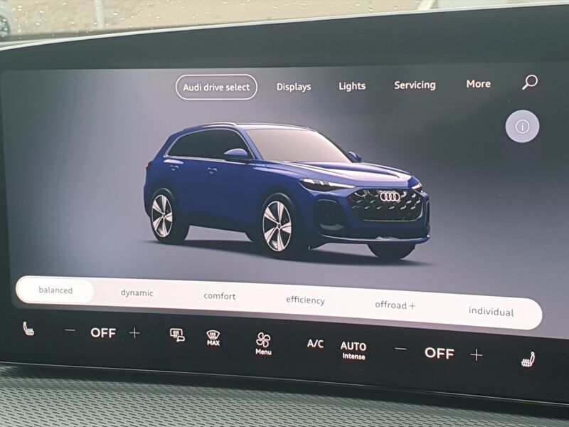 More views of Audi Q5