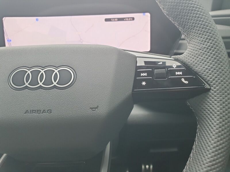 More views of Audi Q5