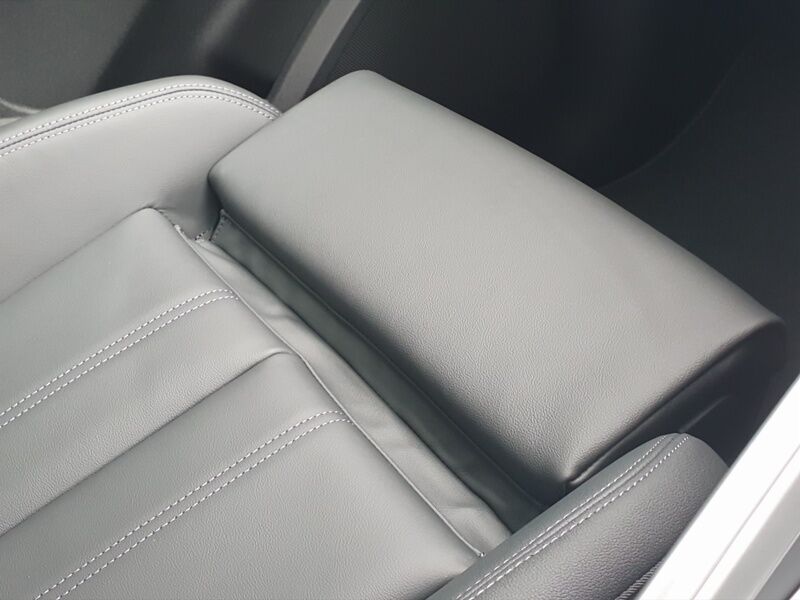 More views of Audi Q5