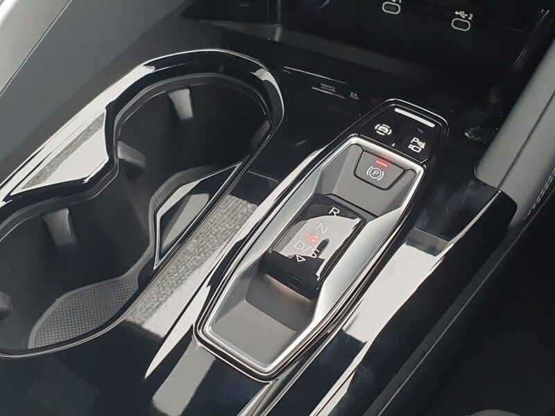 More views of Audi Q5