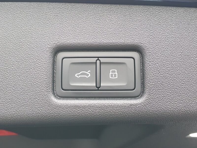 More views of Audi Q5