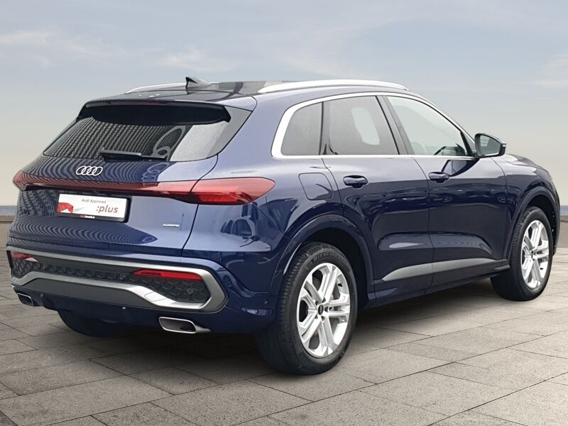 More views of Audi Q5