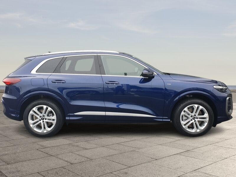 More views of Audi Q5