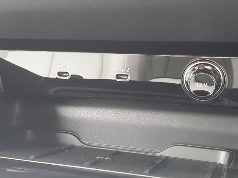 More views of Audi A6