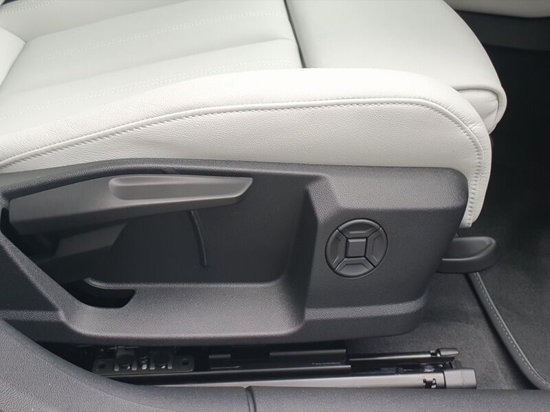 More views of Audi A6