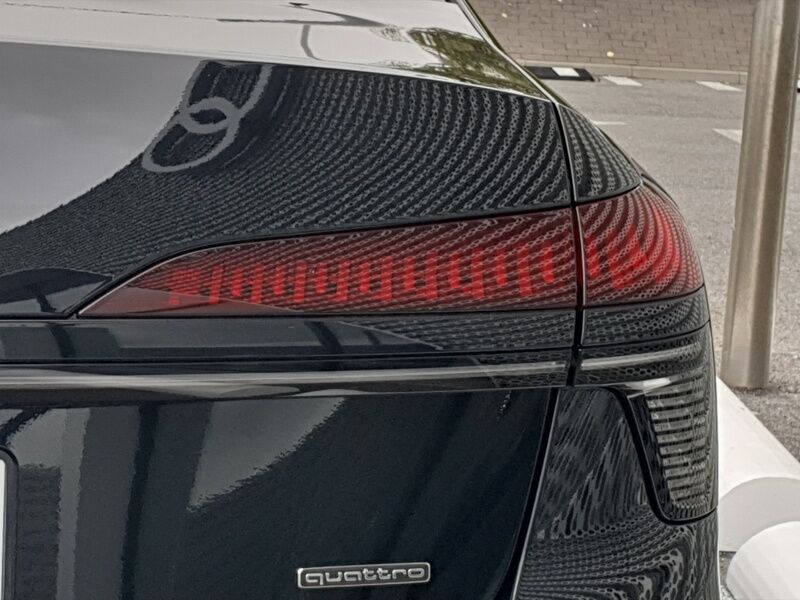 More views of Audi A6