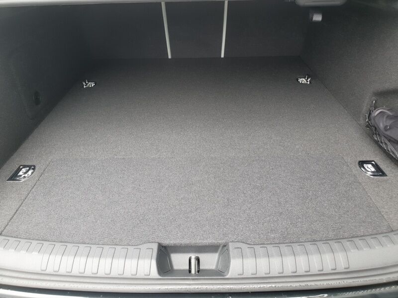 More views of Audi A6