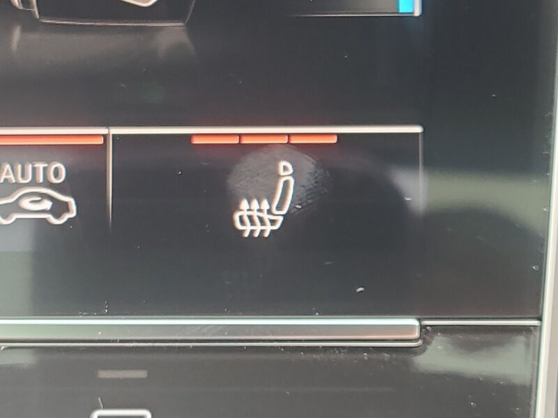 More views of Audi Q8