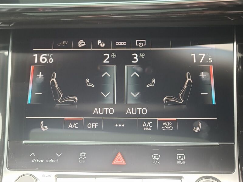 More views of Audi Q8