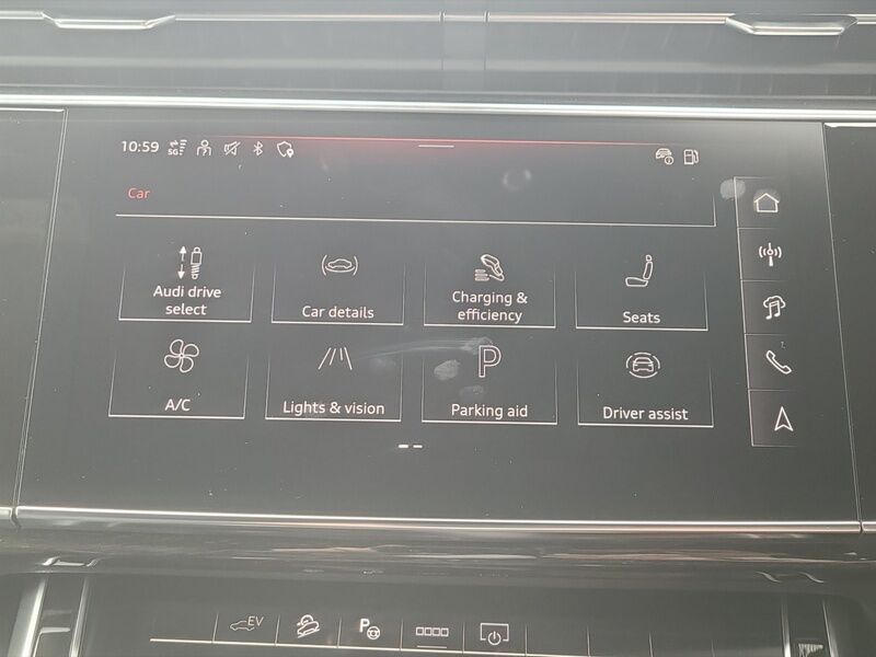 More views of Audi Q8