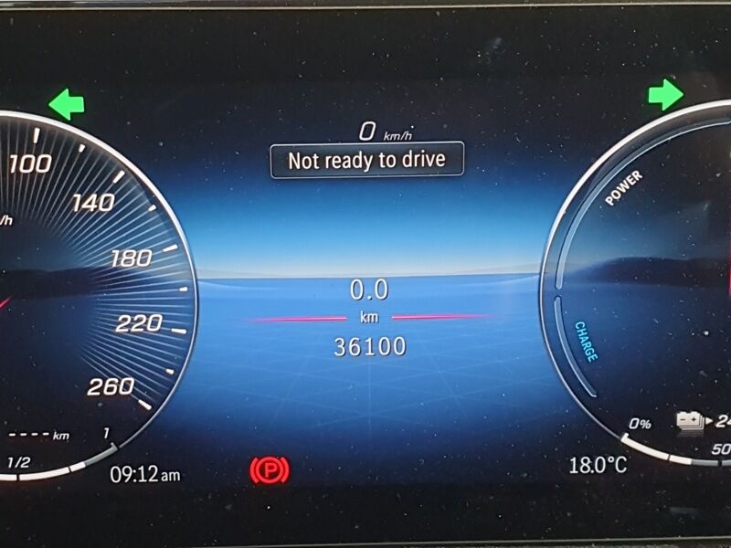 More views of Mercedes-Benz GLA