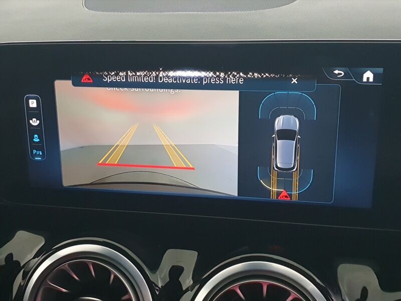 More views of Mercedes-Benz GLA