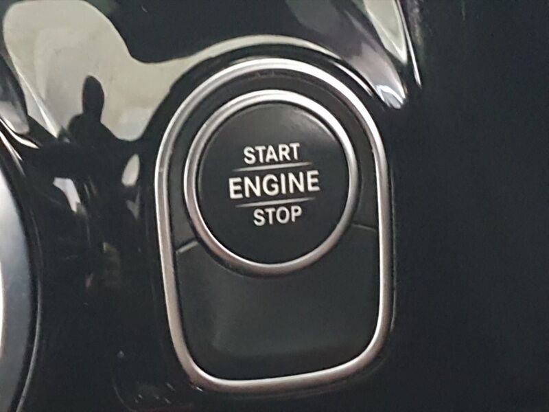 More views of Mercedes-Benz GLA