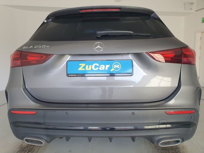 More views of Mercedes-Benz GLA