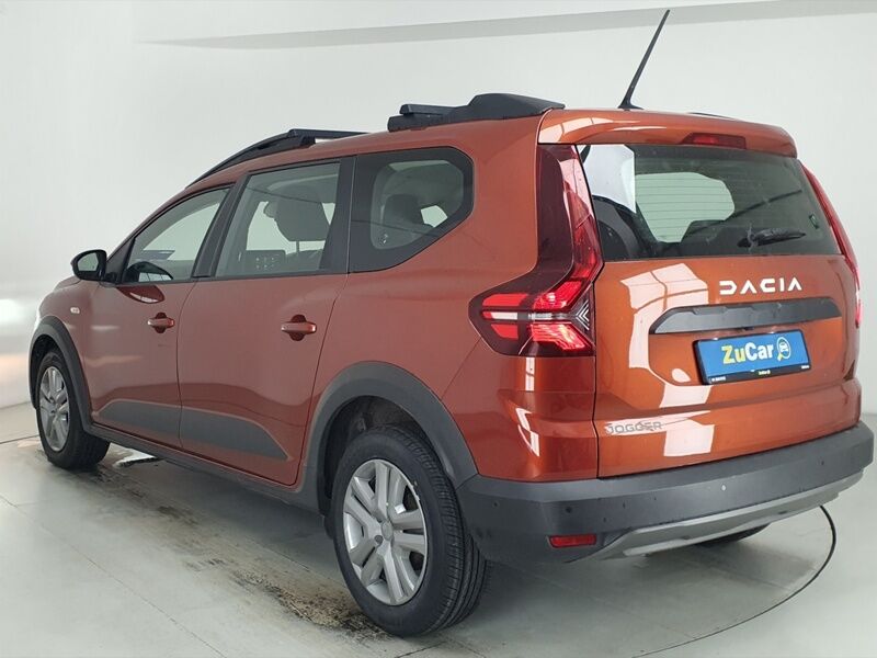 More views of Dacia Jogger