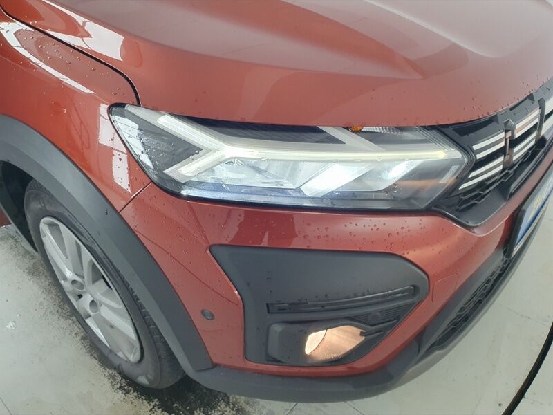 More views of Dacia Jogger