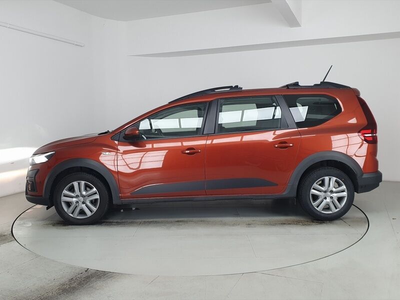 More views of Dacia Jogger