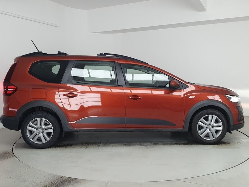More views of Dacia Jogger