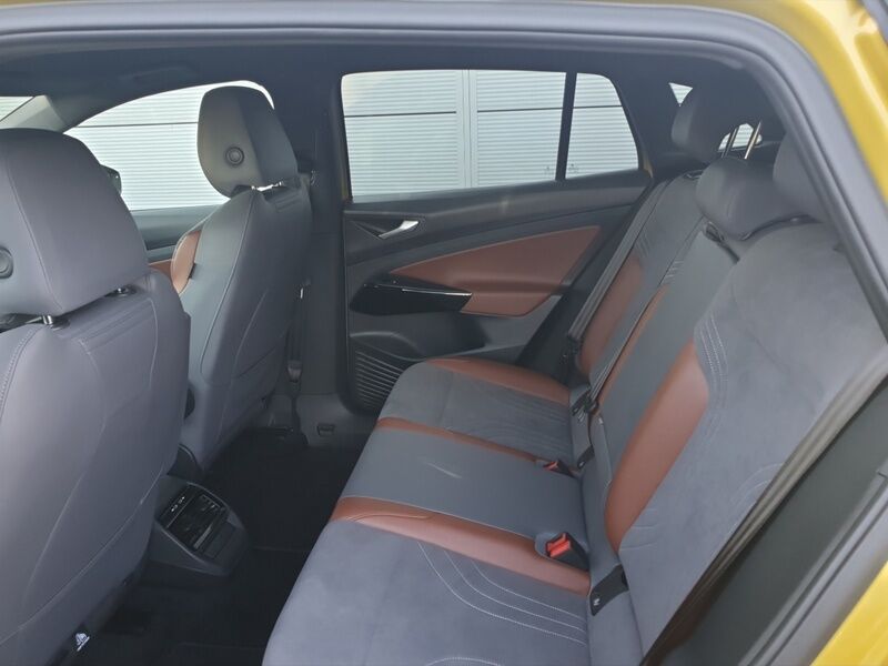 More views of Volkswagen ID.4