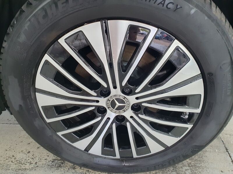 More views of Mercedes-Benz EQA