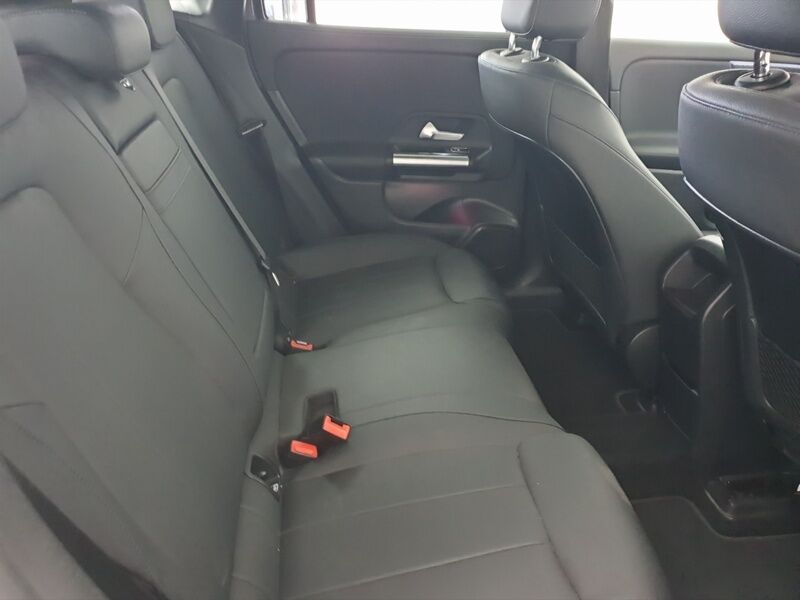 More views of Mercedes-Benz EQA